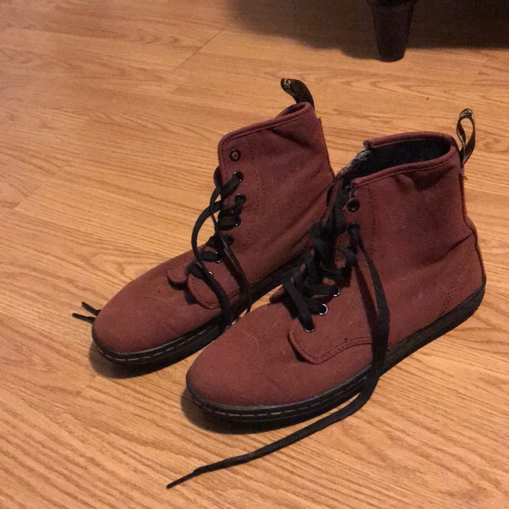 Dr marten shoreditch